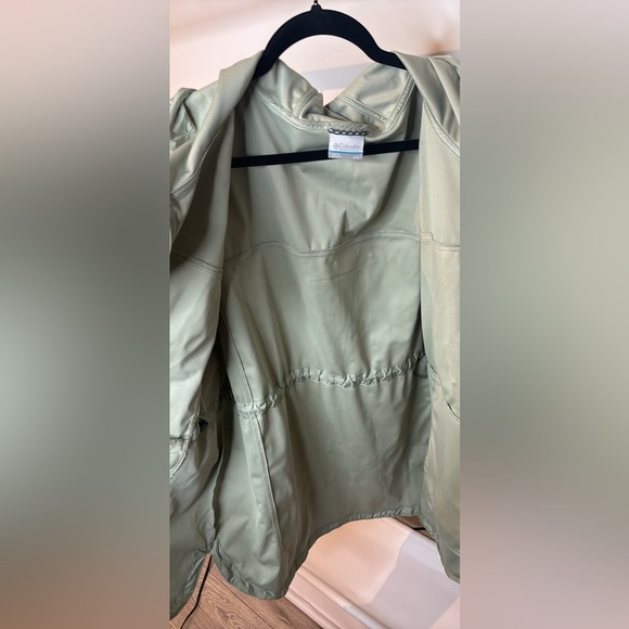 Brand New Columbia Lightweight Softshell Jacket - Size XXL with tag on ! - Picture 10 of 13